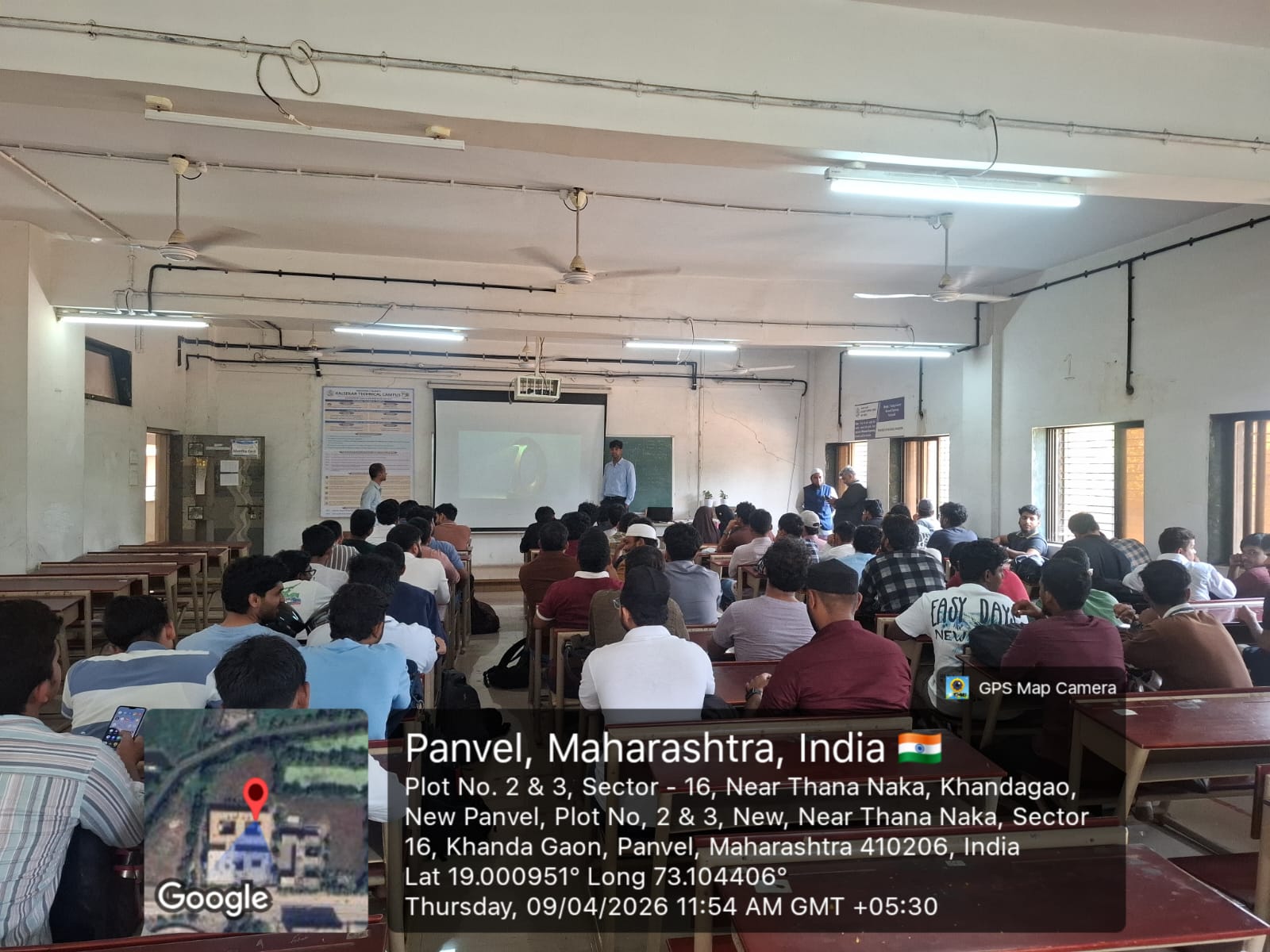Nishlab Creations workshop at AIKTC School of Engineering - student interaction